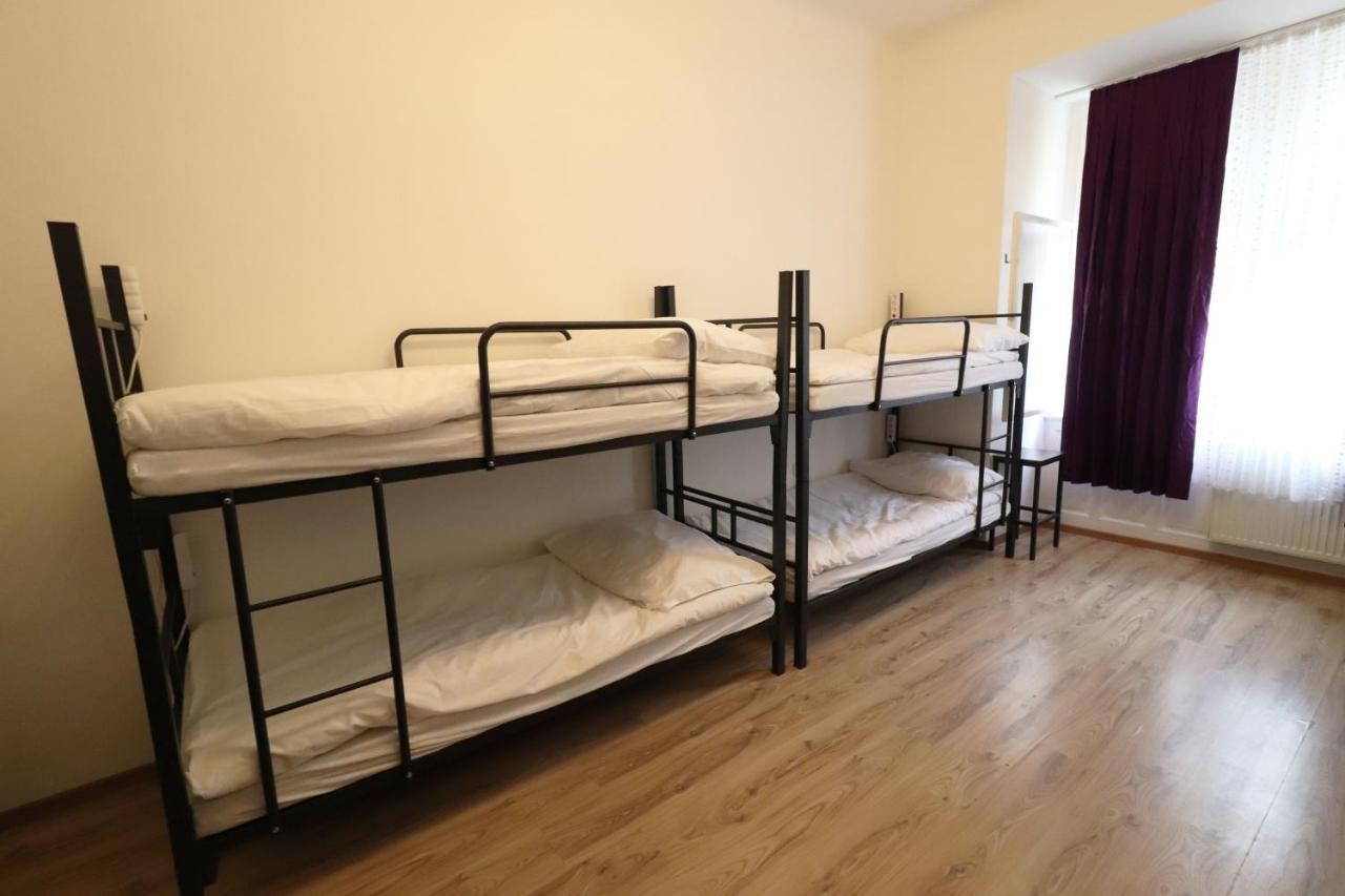Hostel Forum Прага Екстер'єр фото
