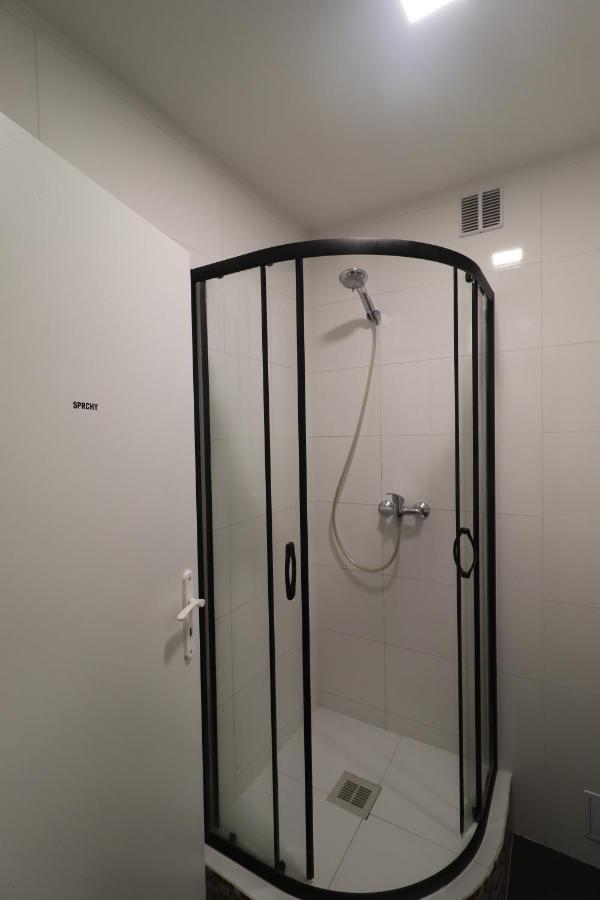 Hostel Forum Прага Екстер'єр фото