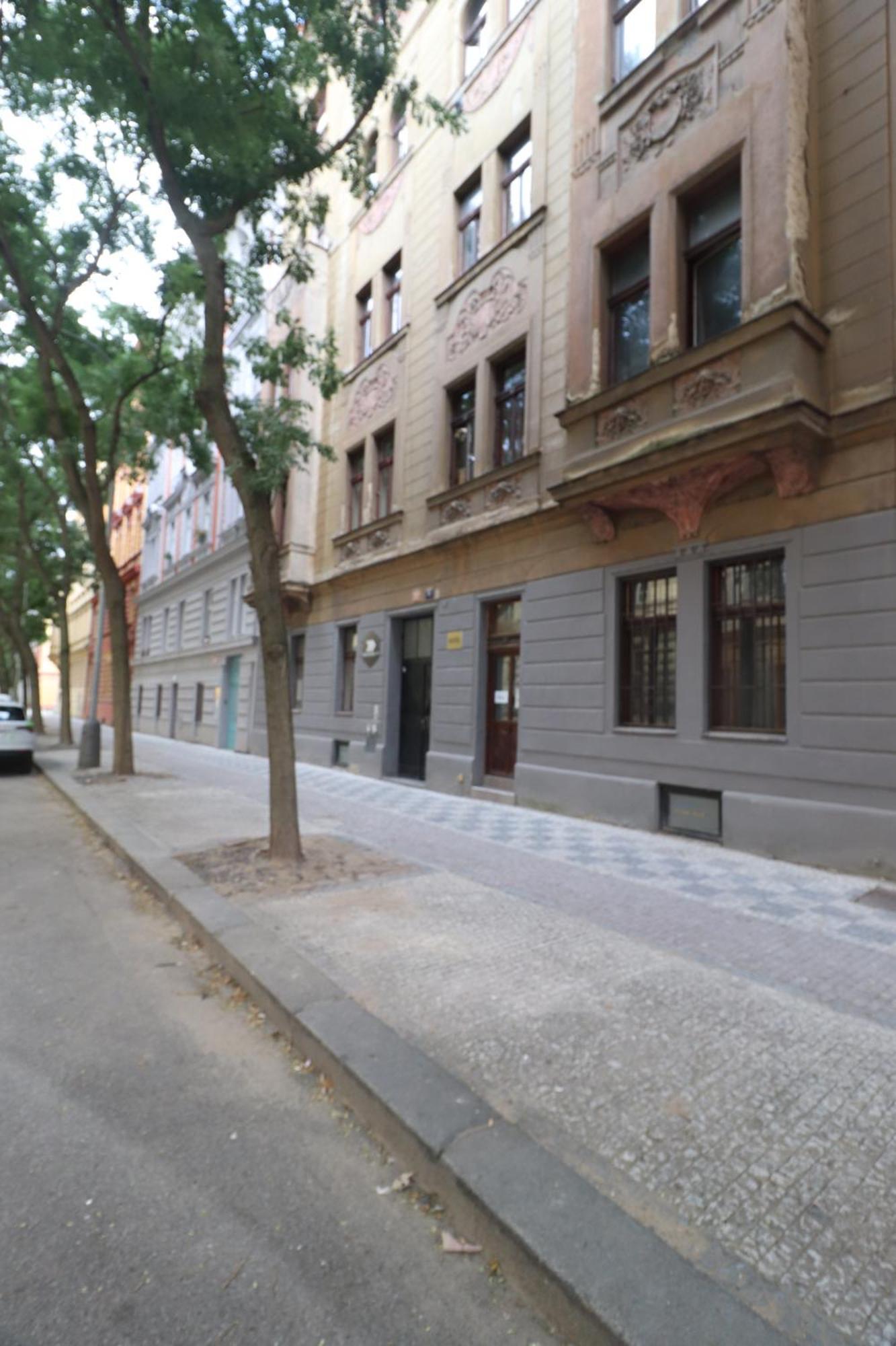 Hostel Forum Прага Екстер'єр фото